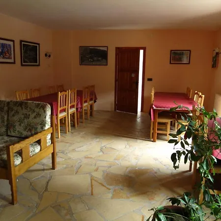 Cal Mestre * Fornells de la Muntanya